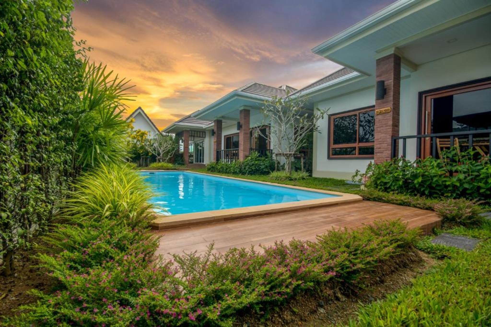 Tanrak Villa *